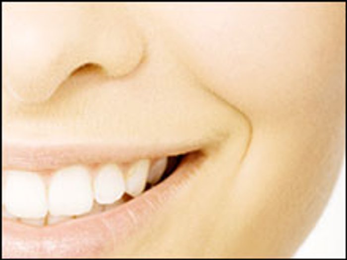 Nice Girl, white Smile