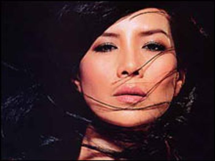เพ็ญพักต์ ศิริกุล : นิยามของสาวสองพันปี