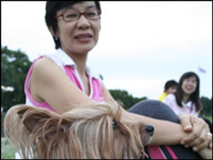 ชมรมรักสุนัข รักษ์สิ่แวดล้อม