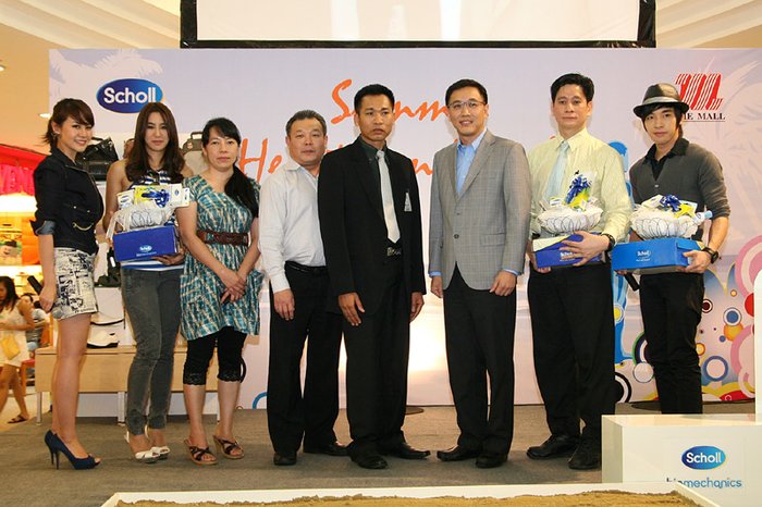 รับร้อนด้วยสุขภาพเท้าที่ดีอย่างมีสไตล์กับสกอลล์ 2010