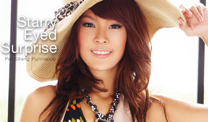 Sitang Punnapob Wallpaper : Starry Eyed Surprise