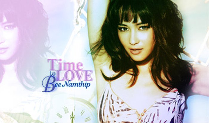 Bee Namthip Wallpaper : Time to Love