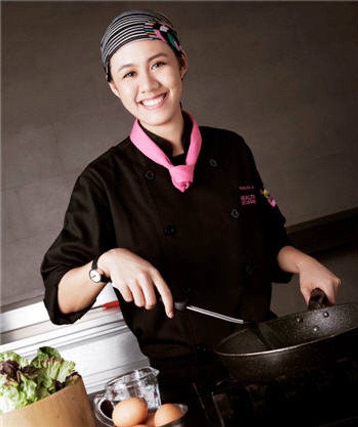 ลูกชิ้นกุ้งนึ่งซอสพะแนง จากโครงการ Chef Talent