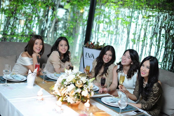 เกิร์ลแก๊งเซเลบสาวเปิดเคล็ดลับปาร์ตี้สุดมันสไตล์ EVA