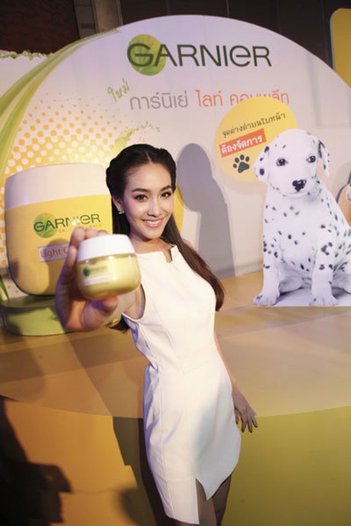 จุดไหนก็จบ สวยครบกระจ่างใส กับการ์นิเย่ ไลท์คอมพลีท
