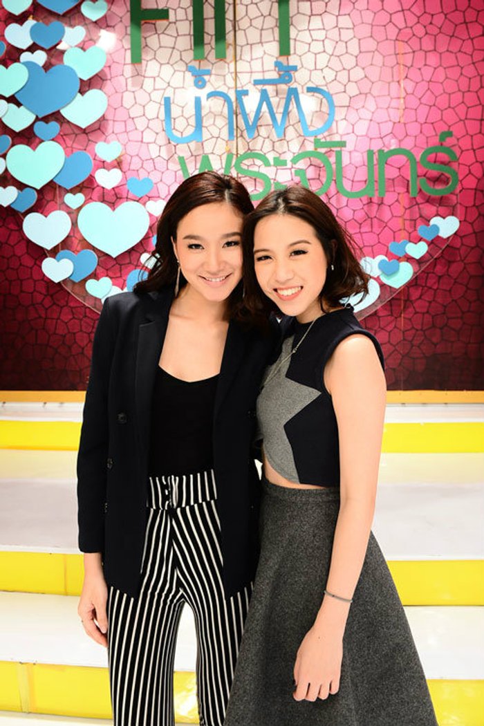 2 พลอย 2 สาวเพื่อนซี้ การันตีความสนิท