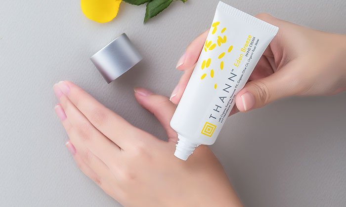 THANN Hand cream series แนะนำ 4 ขั้นตอนนวดกดจุดคลายความเมื่อยล้ามือ
