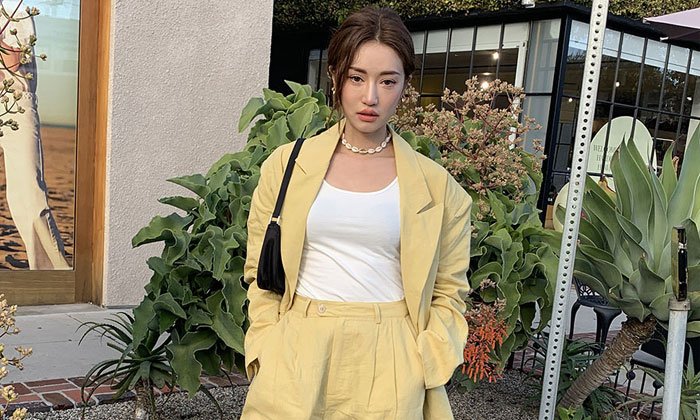 แฟชั่น "Egg Yellow" สีมาแรงที่สายมินิมอลไม่ควรพลาด