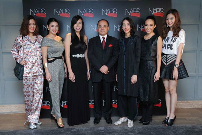 เปิดตัว “NARS Guy Bourdin Holiday 2013 Collection”