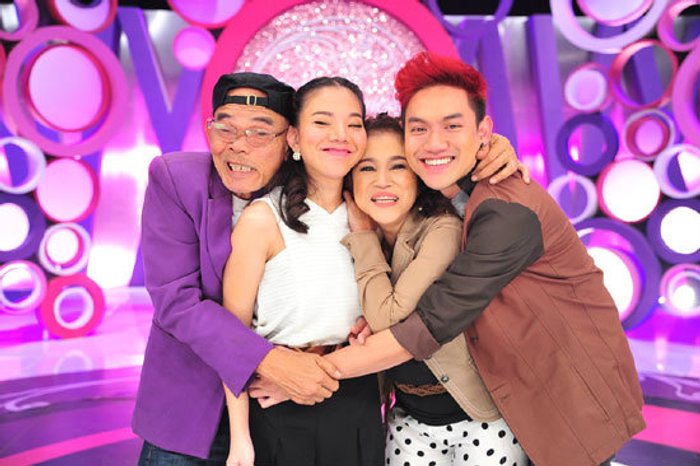 ป๋าเทพ เปิดใจพร้อมครอบครัว ครั้งแรกในรายการ “น้ำผึ้งพระจันทร์”