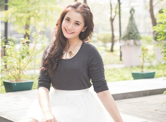 ดิ๊งค์ กมลชนก สมบัติเจริญ ดาวรุ่ง ทายาทลูกทุ่งคนดัง