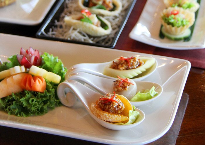 ลิ้มรสความอร่อยแบบพอดีคำกับ “เมี่ยง” สูตรเฉพาะ