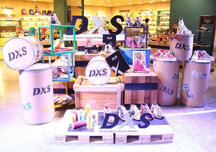 “DxS” – dic-sis (ดิ๊ค-ซิส) ดีไซน์อิตาลี สวมง่าย สวมสบาย