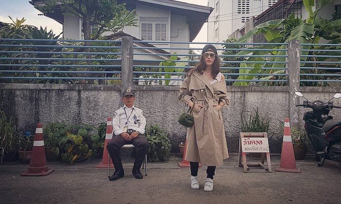 มุมถ่ายรูปสุดว้าวของขุ่นแม่ ชมพู่ อารยา (สวย ชิคแบบคิดไม่ถึง)