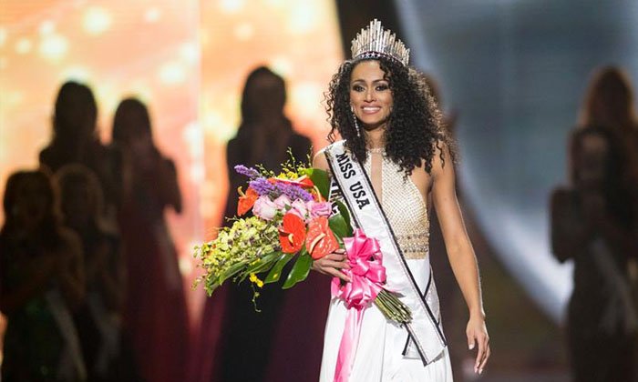 “คาร่า แมคคัลโลว์” นักวิทยาศาสตร์การแพทย์ คว้าตำแหน่ง Miss USA 2017