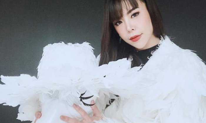 สวยขึ้นจนจำแทบไม่ได้ สำหรับ หน้ากากอีกาเผือก อยากรู้ตามมาดู…