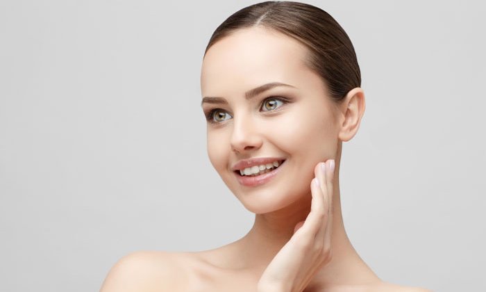 8 วิธีปรับผิวหน้าให้กระจ่างใสอย่างเป็นธรรมชาติ