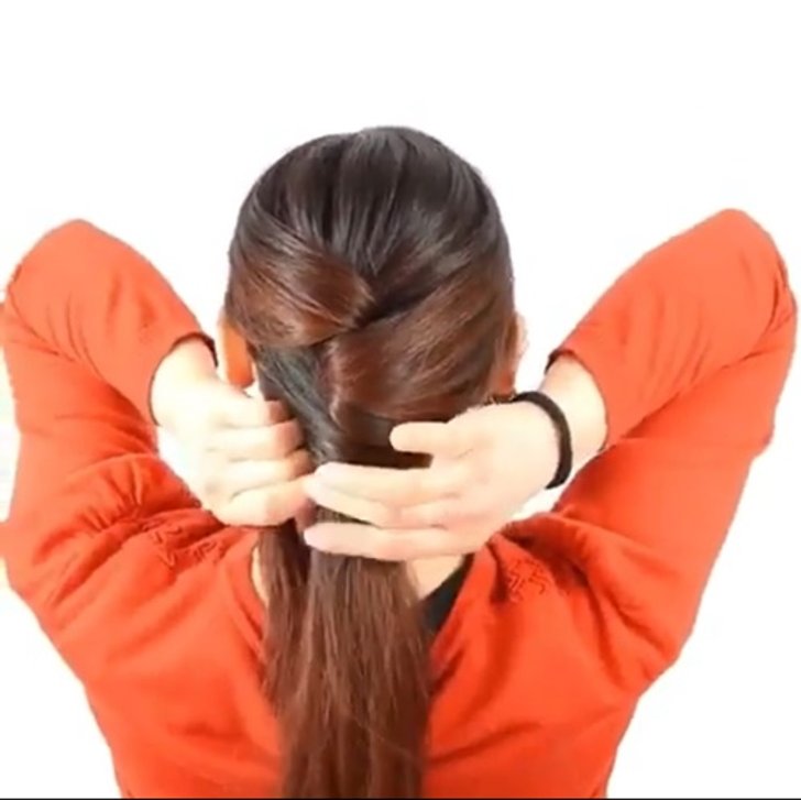 รายการ 95+ ภาพพื้นหลัง มัดผมให้หัวทุย คมชัด