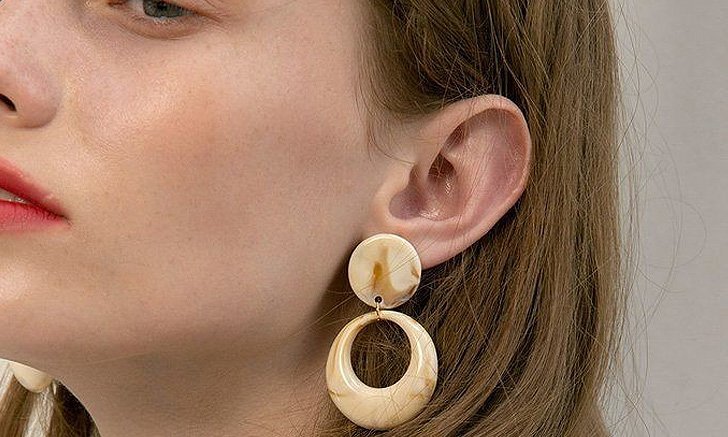 ตุ้มหู Circle Acrylic Dangle เทรนด์ใหม่มาแรงถูกใจสไตล์มินิมอล