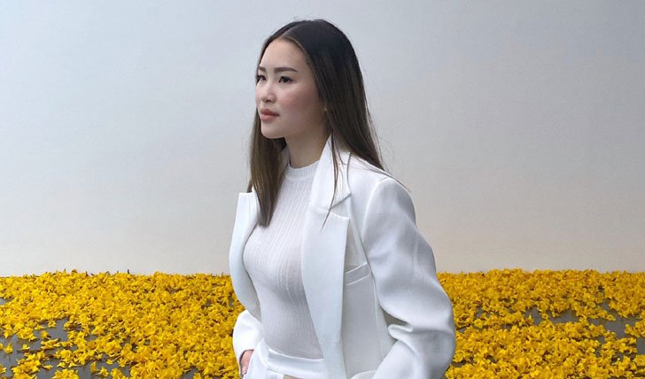 แฟชั่นดีไซเนอร์ไทย ร่วมตีฆ้องอาลีบาบาเริ่มซื้อขายหุ้นตลาดฮ่องกง