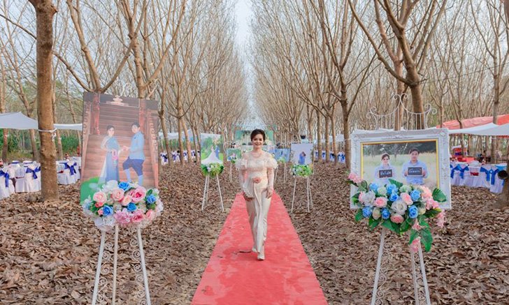 เจ้าสาวเผยความในใจ ที่มาเนรมิตสวนยาง ให้เป็นงานแต่งงานในฝัน