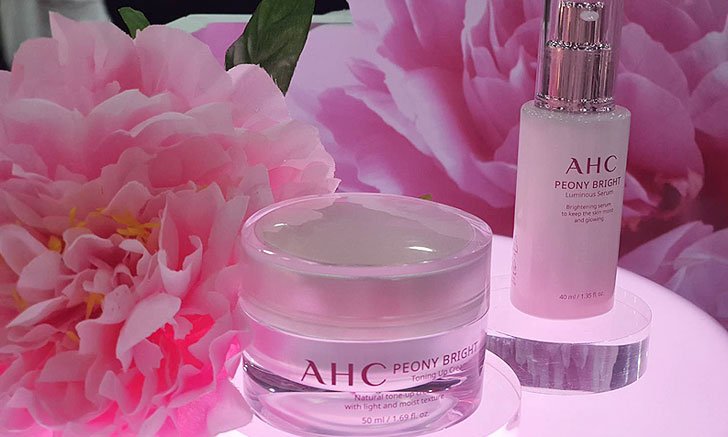 AHC เปิดตัว AHC Peony Bright เคล็ดลับผิวอ่อนเยาว์และกระจ่างใสส่งตรงจากเกาหลี