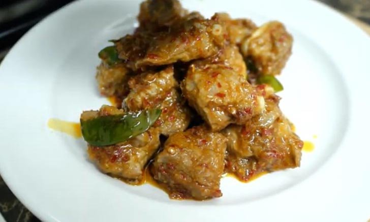 วิธีทำซี่โครงหมูผัดตะไคร้ คั่วหอมๆ ทำง่ายๆ แต่อร่อยมาก