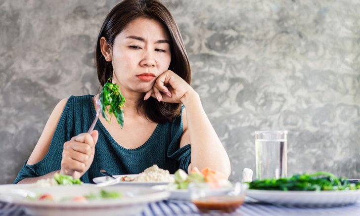 9 อาหารสุขภาพ สยบอาการซึมเศร้า หดหู่แค่ไหนก็เบาลงได้