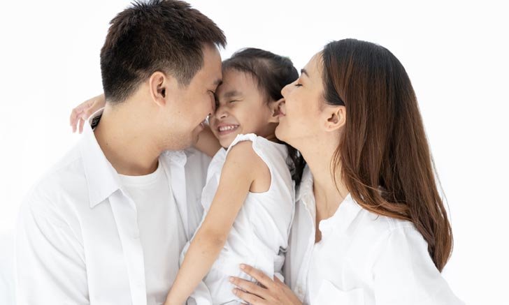5 ข้อดีของการกอดลูกบ่อย เสริมพัฒนาการด้านอารมณ์ได้กว่าที่คิด