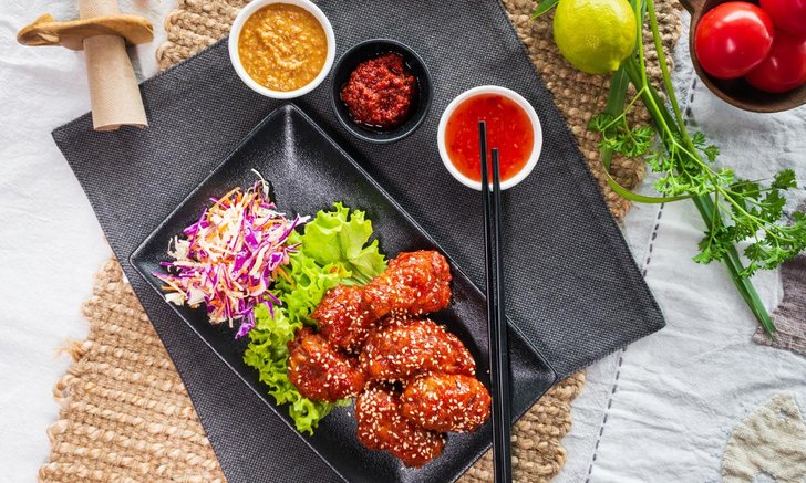 วิธีทำไก่ทอดซอสเกาหลี ไม่ต้องไปถึงร้านก็ทำกินเองได้ง่ายๆ