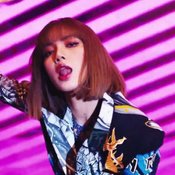 ลิซ่า BLACKPINK