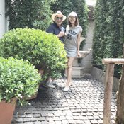 “ขวัญ -พิมพ์อัปสร เทียมเศวต” ลูกสาวโย ทัศน์วรรณ เปิดบ้านเป็นบริษัททำละคร และโรงเรียนสอนการแสดง