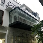 อัปเดต “บ้านหลังใหม่ครอบครัวน้ำชา ชีรณัฐ” ใกล้เสร็จแล้ว ฉลองรับแต่งงานไปเลย
