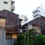 "ไต้ฝุ่นฮากิบิส" มา “บ้านเก่า” เราก็ห่วง คนญี่ปุ่นดูแลบ้านเก่าอย่างไรเมื่อต้องเจอไต้ฝุ่น