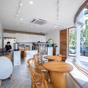 เรื่องเล่า "Light up cafe x Nimman" คาเฟ่ดีไซน์ภายใต้สารพัดข้อจำกัด กว่าจะมาเป็นร้านกาแฟสุดละมุน