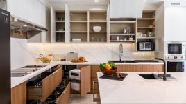How to Organize Kitchen Cabinets รวมไอเดียเก็บของในตู้ครัว