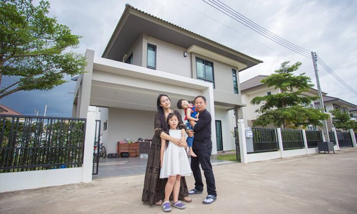 “แม่อาย Kids Play” ยอดคุณแม่ยูทูปเบอร์ มีบ้านหรูได้จากการทำคลิปปั้นดินน้ำมัน