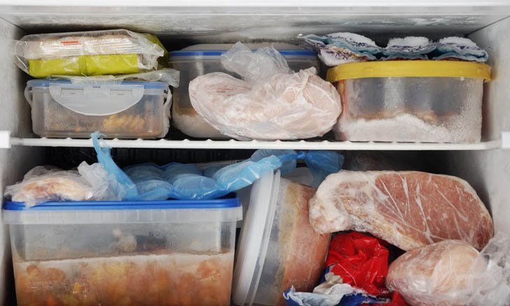 10 สิ่งในครัวที่ควร “กำจัดทิ้ง” โดยด่วน เพื่อสุขอนามัยที่ดีในการใช้ห้องครัว