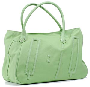 กระเป๋าอีคิว ไอคิว ผ้าแคนวาสสีฟ้า  7,900 บาท