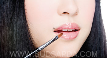 แต่งหน้า เมคอัพ make-up