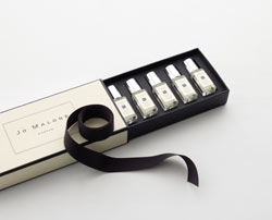 โจ มาโลน, ของขวัญ, น้ำหอม