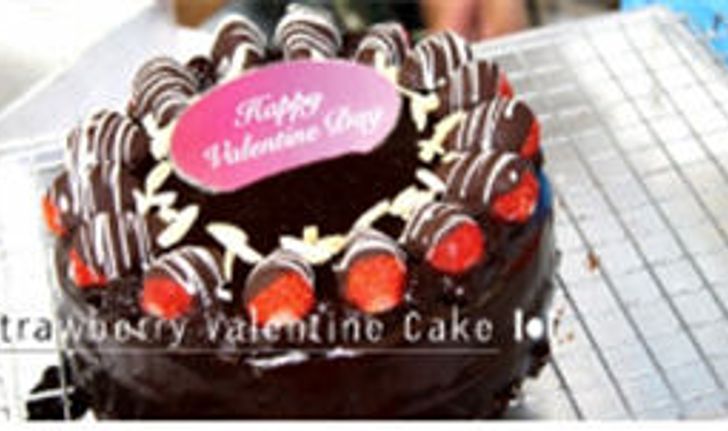 Strawberry Valentine Cake