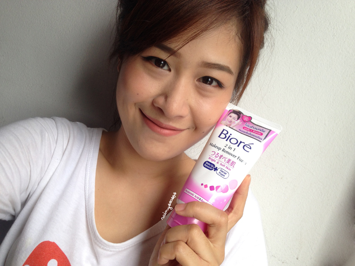 Review : Biore 2in1 Makeup Remover Foam โฟมล้างหน้าแบบ 2in1 ล้างหน้าได้สะอาดกว่าโฟมธรรมดาอย่างไร?