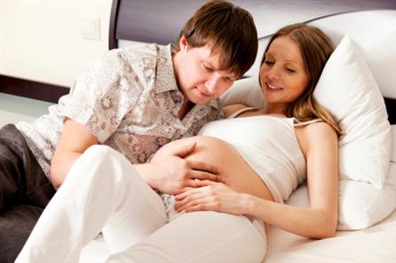 คุณแม่ตั้งครรภ์ควรดูแลตัวเองอย่างไรให้ห่างไกลจากโรคไทรอยด์