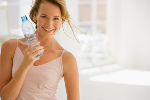 5 ประโยชน์สุดว้าว! ..ที่การดื่มน้ำเปล่ามีให้สุขภาพเต็มๆ 