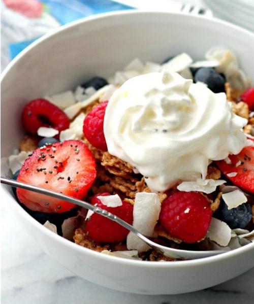 ประโยชน์ของโยเกิร์ตกับซีเรียล อาหารเช้าลดน้ำหนักแสนอร่อย