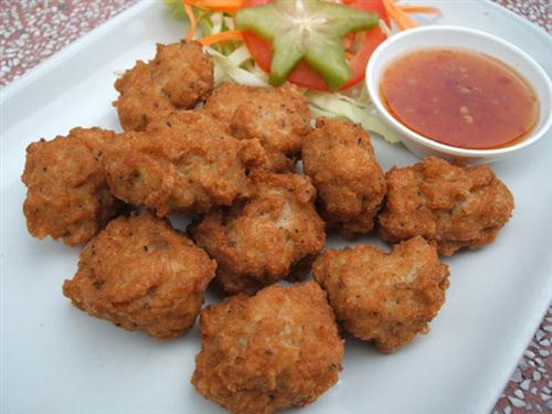 ทอดมันหมูบด รสชาติอร่อยกลมกล่อม