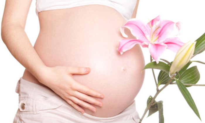 5 อาการคนท้องที่บ่งบอกว่าคุณแม่ตั้งครรภ์ลูกแฝด