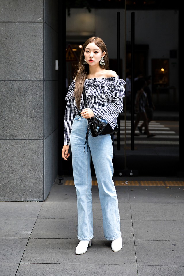 1516839109 kim sae eun street fashion 2017 in seoul