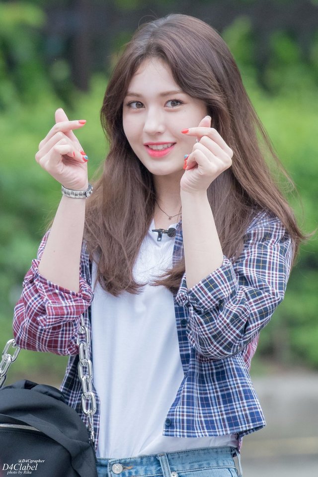 1516623291 jeon.somi.full.151081